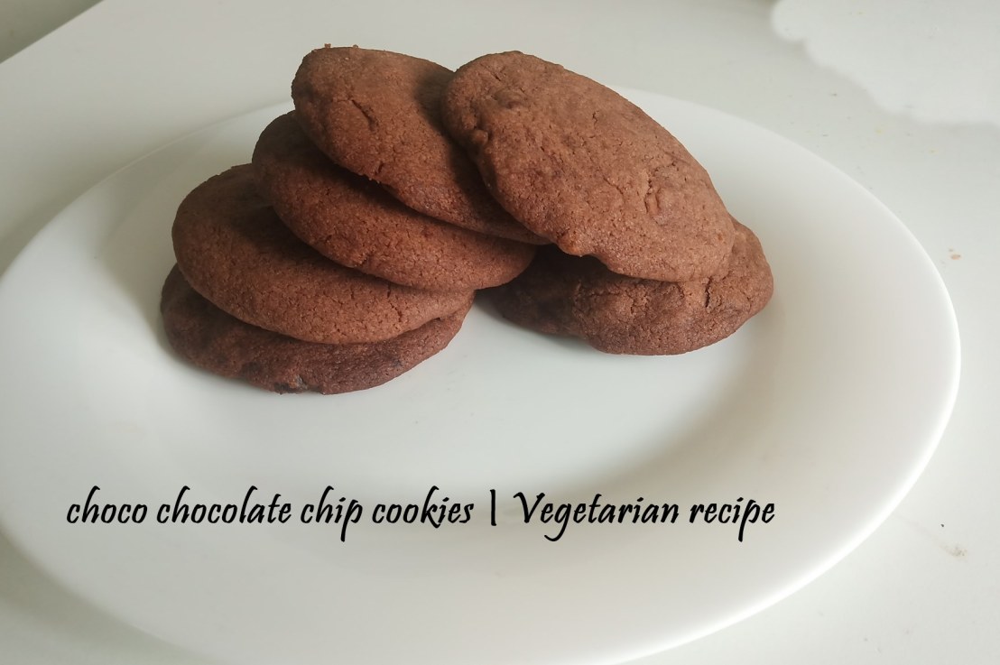 choco chocolate chip cookies | Vegetarian recipe.
